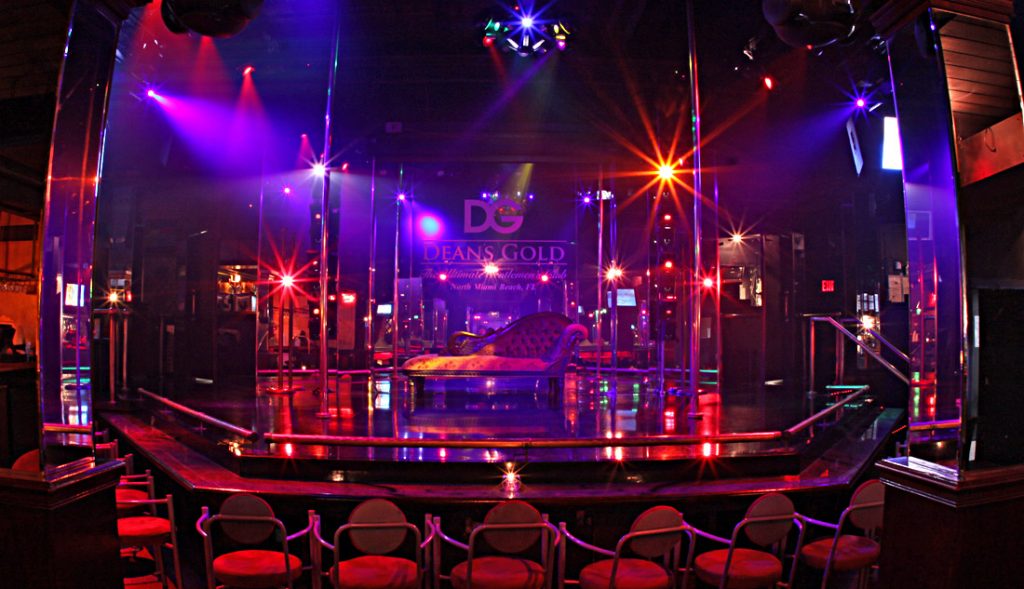 Deans Gold main stage