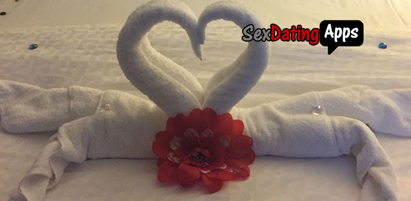 sandals ochi swan towels